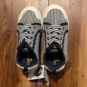 OshKosh Bgosh sneakers